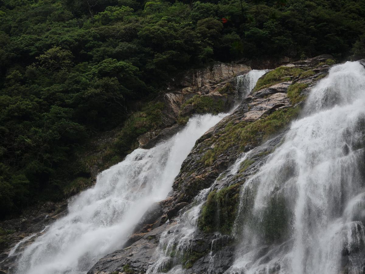 Yakushima Pension Luana House Екстер'єр фото